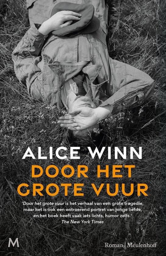 Te Koop Boek DOOR HET GROTE VUUR Alice Winn, Ophalen of Verzenden, Zo goed als nieuw, Alice Winn