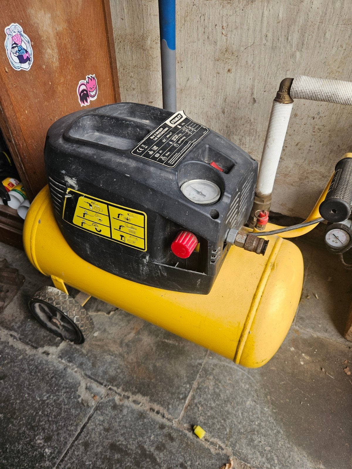 Stanley compressor 24L, Moins de 25 litres, Enlèvement, Utilisé, 6 à 10 bars