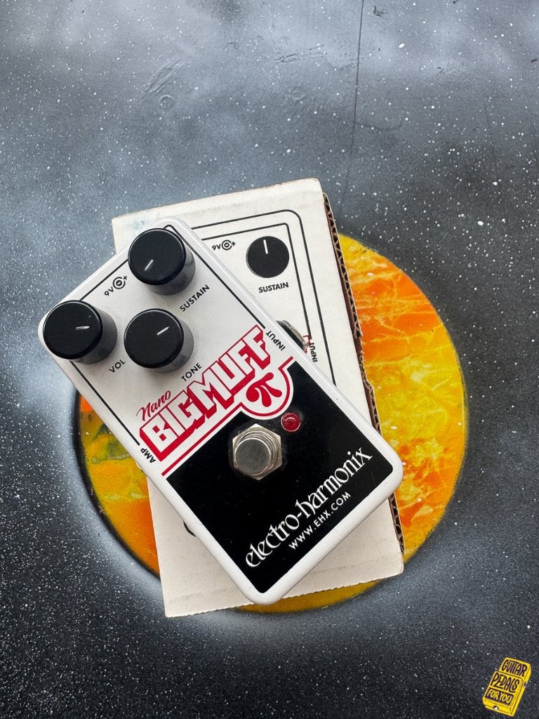 Electro-Harmonix Nano Big Muff Pi, Muziek en Instrumenten, Effecten, Zo goed als nieuw, Distortion, Overdrive of Fuzz, Volume
