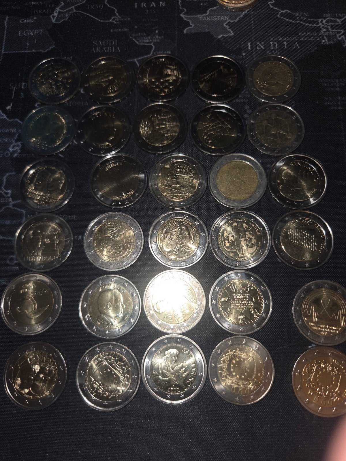30 herdenkingsmunten bijna allemaal unc, Ophalen of Verzenden