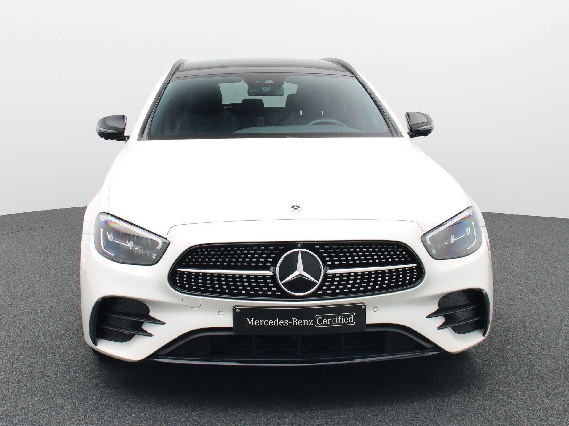 Mercedes-Benz E 300 e Estate AMG LINE + LEDER + PANO DAK + B, Auto's, Automaat, Dealer onderhouden, Gebruikt, 4 cilinders