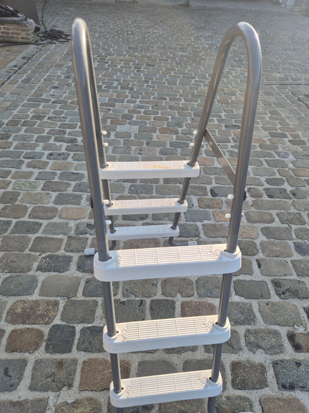 Intex trap, Tuin en Terras, Ophalen