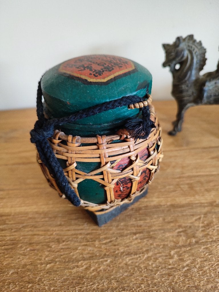 Thailand. Traditionele kleine rijstmand: Klong Khao, Antiek en Kunst, Kunst | Niet-Westerse kunst, Hout, 13 cm, Doos, Ophalen of Verzenden