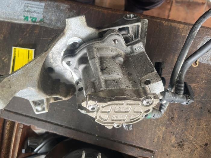 Brandstofpomp Mechanisch van een Peugeot Partner, Gebruikt, -, -, Ophalen of Verzenden