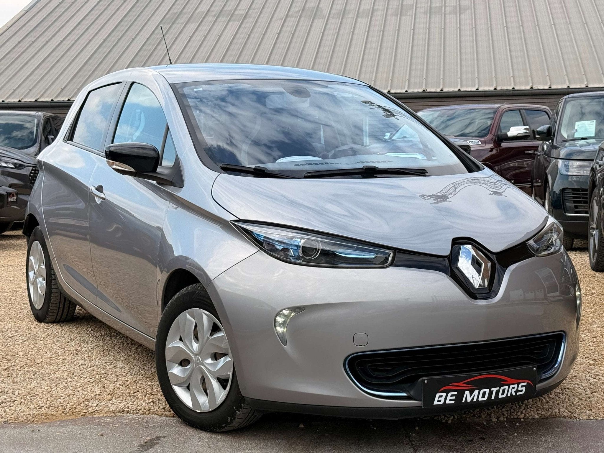 Renault ZOE Q210 43KW - 22 kWh - 88CV - R240 *BATTERIE ACHET, Auto's, Stof, Regensensor, 65 kW, 5 deurs