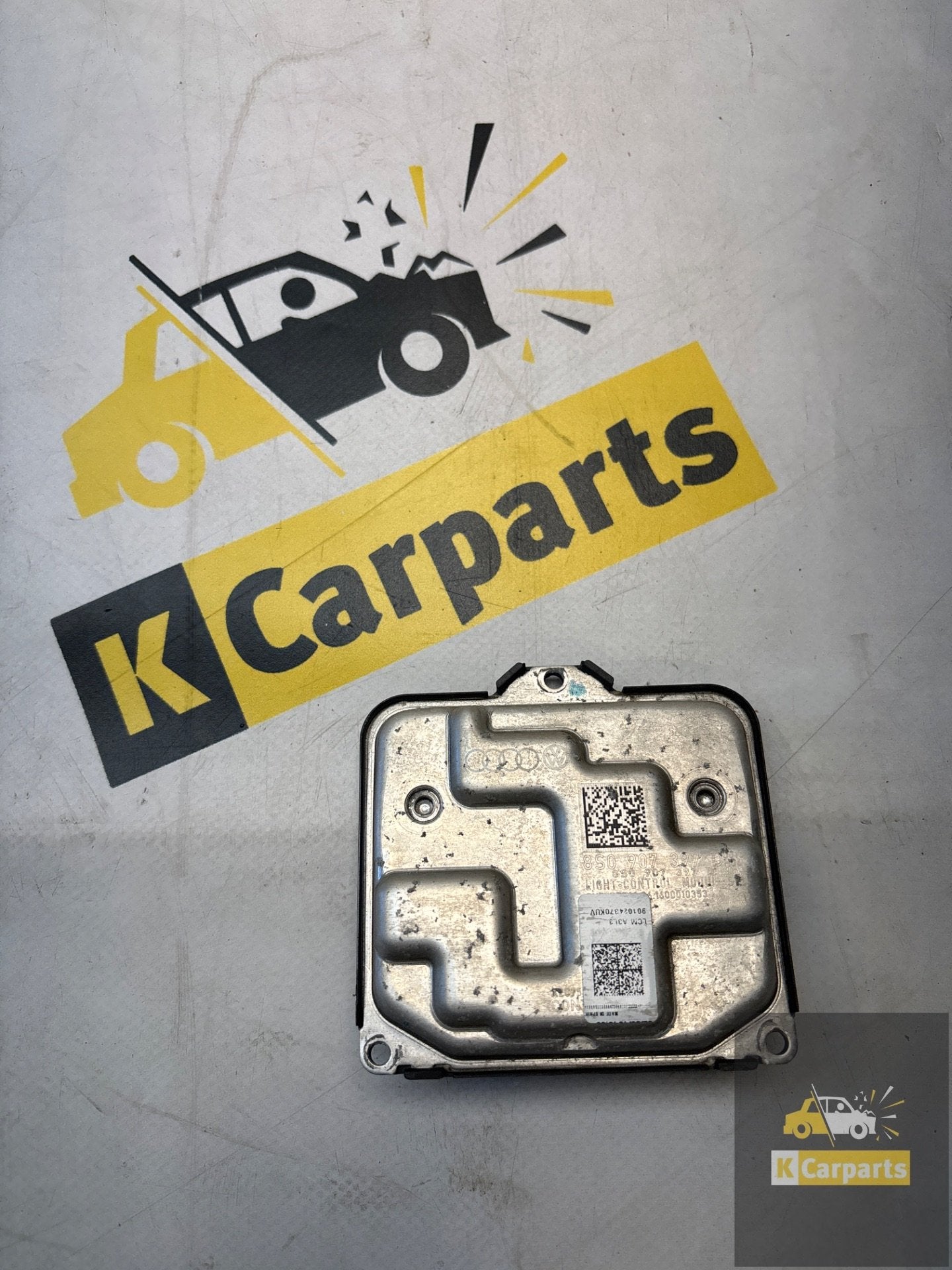 Module de phares VW Audi d'origine 8S0907397D, Fabrikant BV, Utilisé, Info@fabrikant.eu, Fabrikantstraat 1
1000 AA  Amsterdam, NL