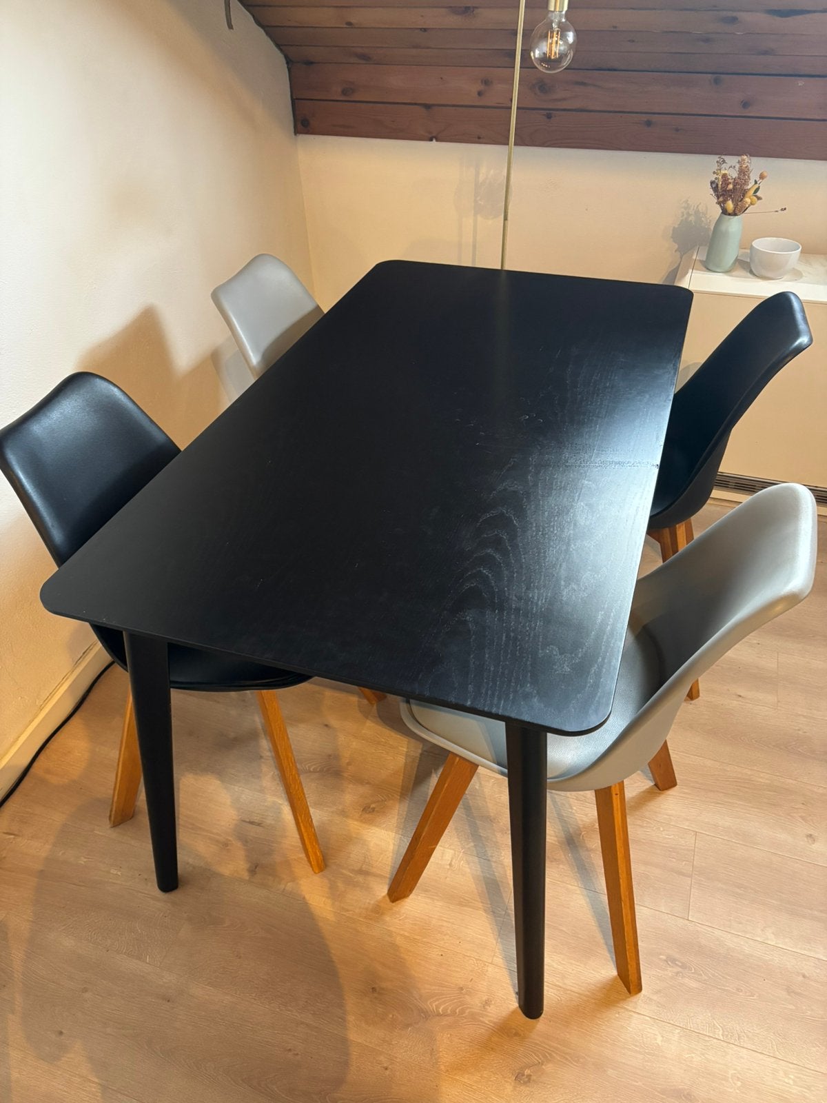 Tafel + 4 stoelen (Apart verkrijgbaar), Ophalen, Zo goed als nieuw