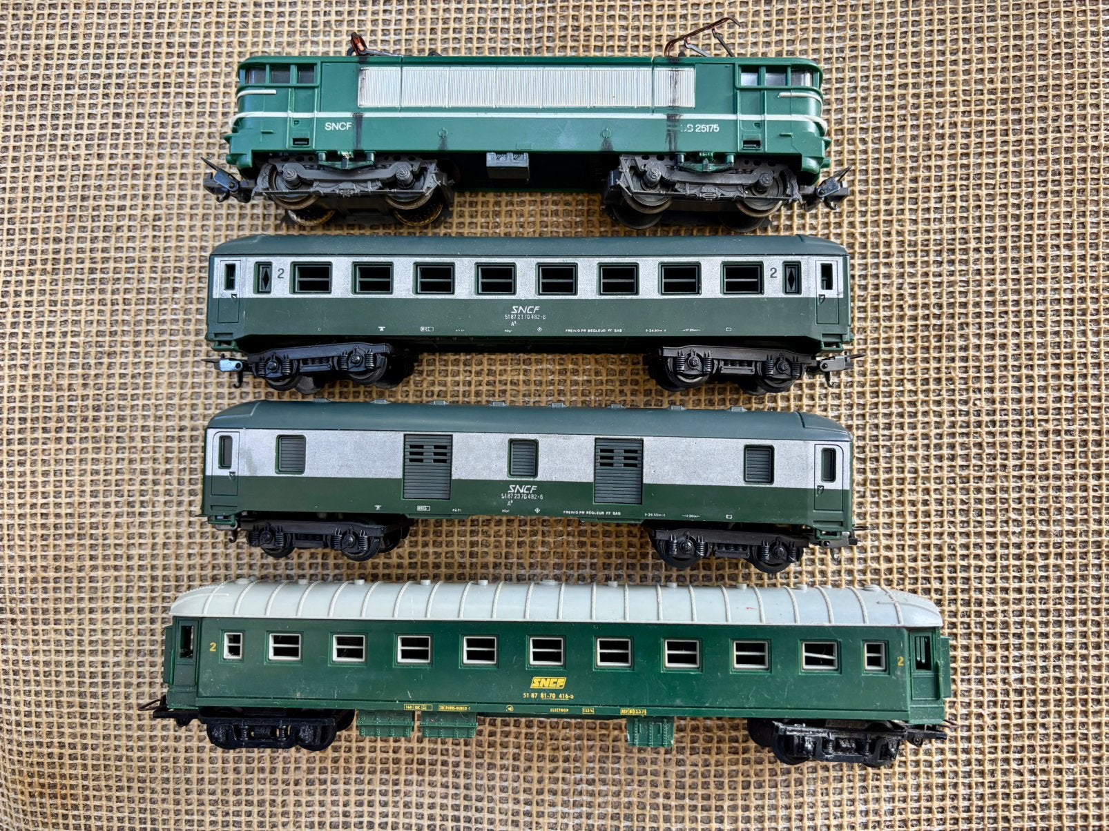 Rame de trains SNCF Lima HO, Enlèvement ou Envoi, Comme neuf, Lima