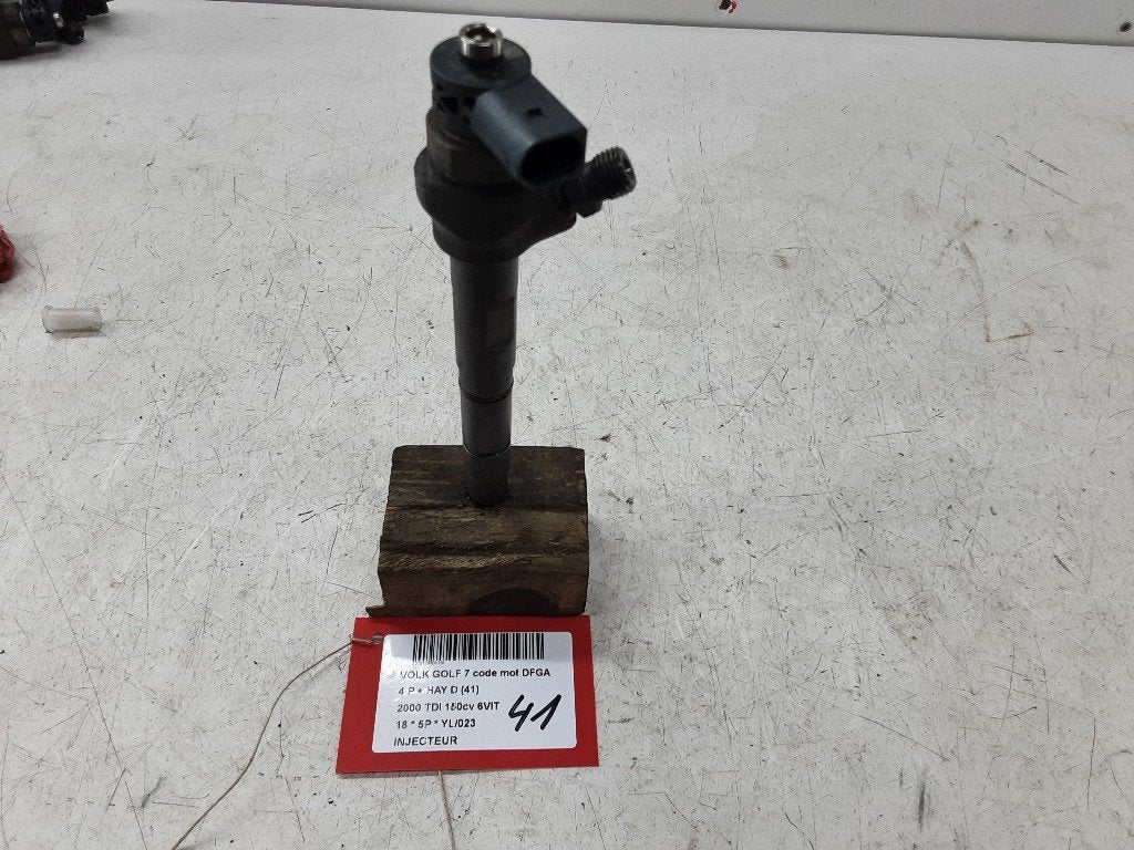 INJECTEUR Volkswagen Golf VII (AUA) (04L130277E), Volkswagen, Mevr. I. Hauben, Utilisé, Rue de l'Espoir 34 34
4030  GRIVEGNÉE, BE