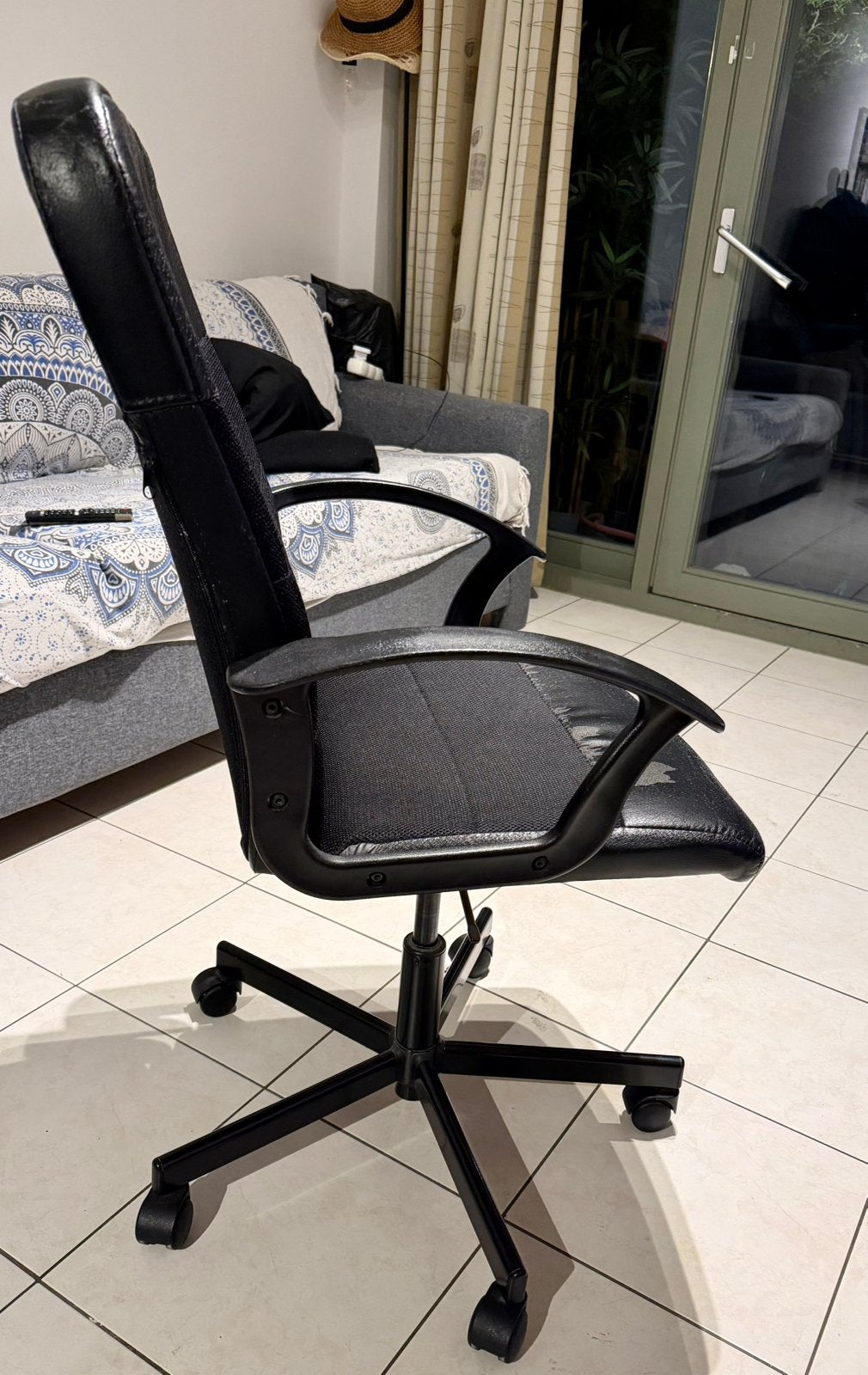 IKEA office chair, black, comfortable and functional,m, Maison & Meubles, Enlèvement, Utilisé, Chaise de bureau, Ergonomique