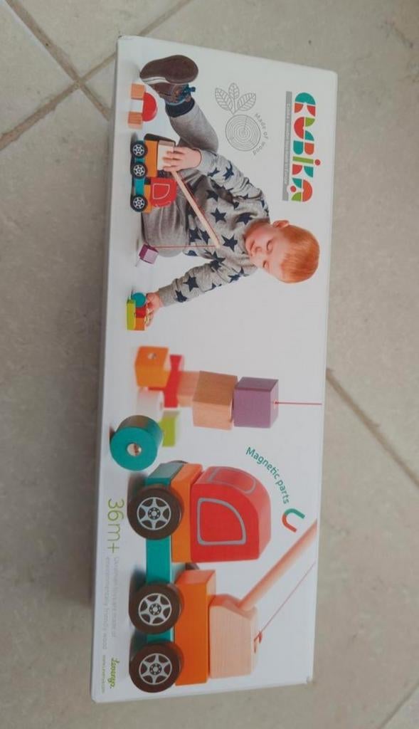 Cubika houten vrachtwagen met magnetische blokken, Kinderen en Baby's, Ophalen of Verzenden