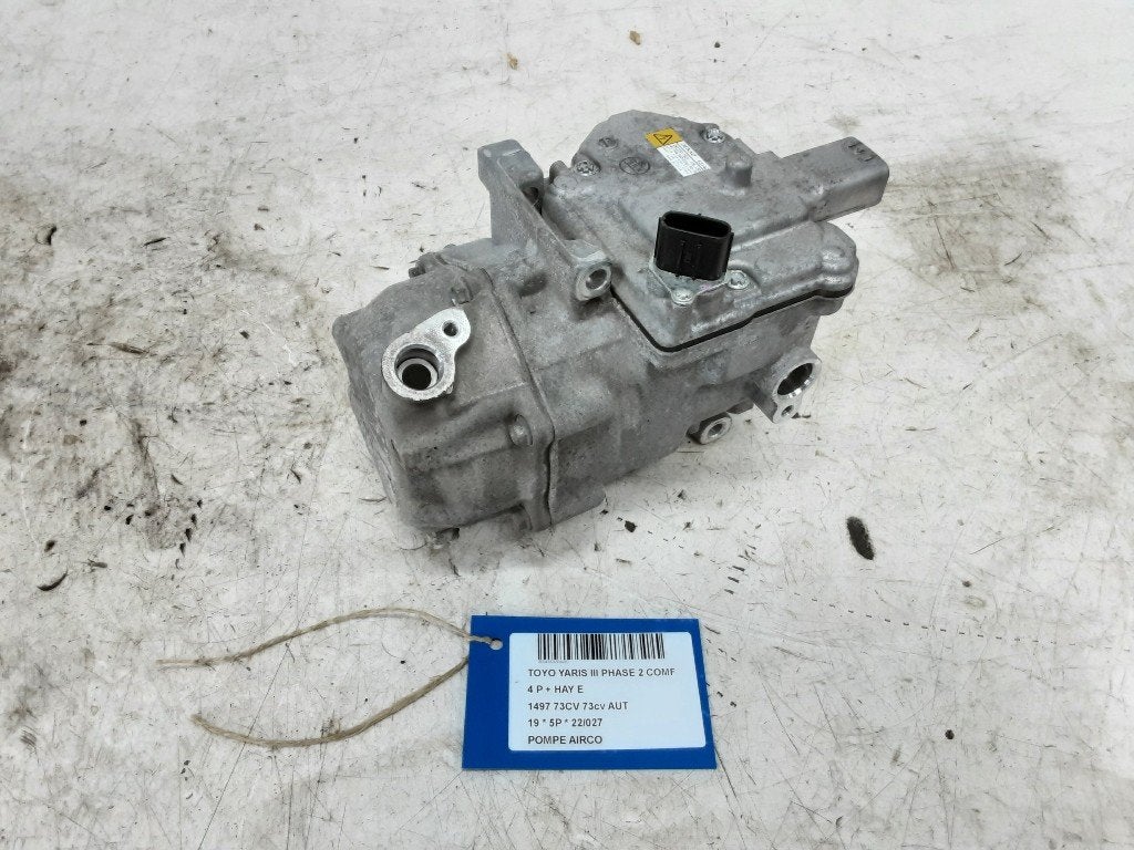 AIRCO POMP Toyota Yaris III (P13) (0422001501), Gebruikt, Toyota