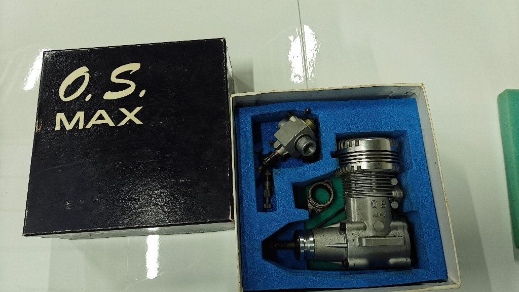 OS MAX 77 VR DF 12,5cc motor, Hobby en Vrije tijd, Ophalen, Zo goed als nieuw, Overige typen