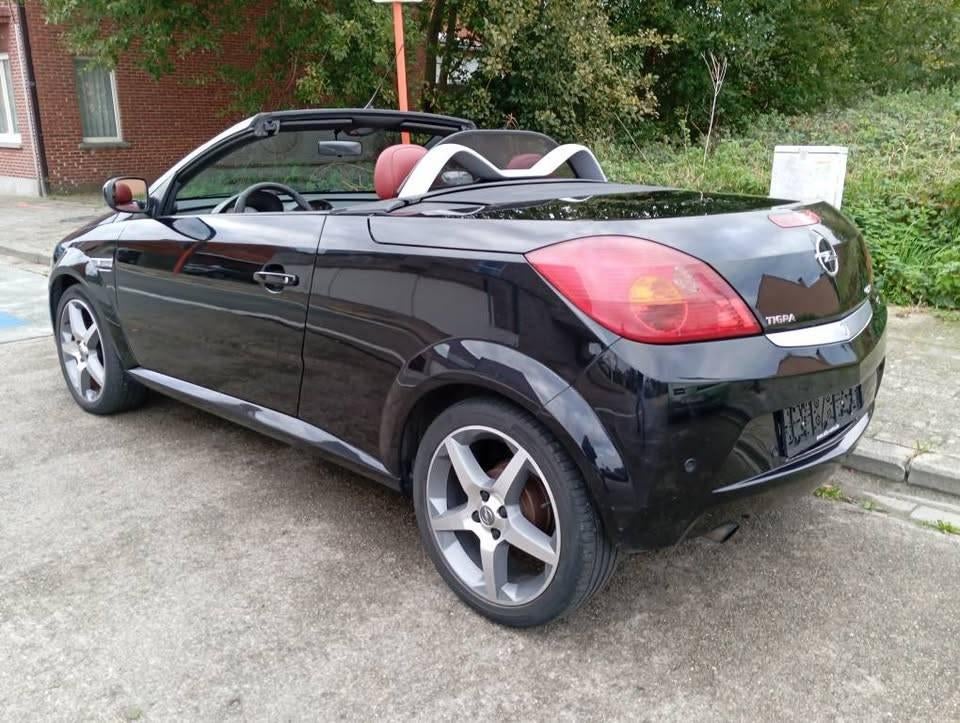 Opel Tigra 1.3 CDTI 96.000km., 124 g/km, Particulier, 2 zetels, 2 deurs