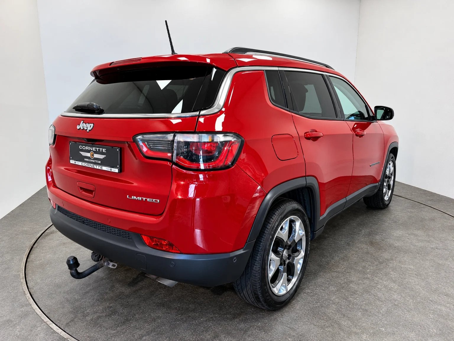 Jeep Compass 1.4 Limited MultiAir TREKHAAK, https://public.car-pass.be/vhr/ec231df0-0b6d-459a-b175-2d0d5684563f, Compass, Bedrijf