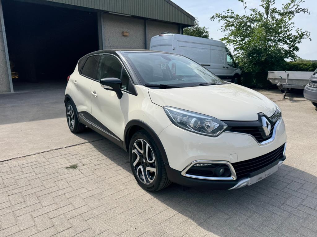 RENAULT CAPTUR 1.5DCI, Auto's, Renault, Voorwielaandrijving, Euro 5, Zwart, Beige