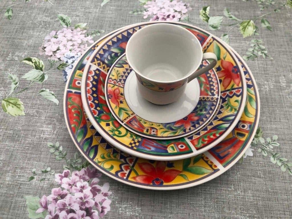 Servies 3 delig Lynns, Huis en Inrichting, Keuken | Servies, Ophalen, Gebruikt, Bord(en)