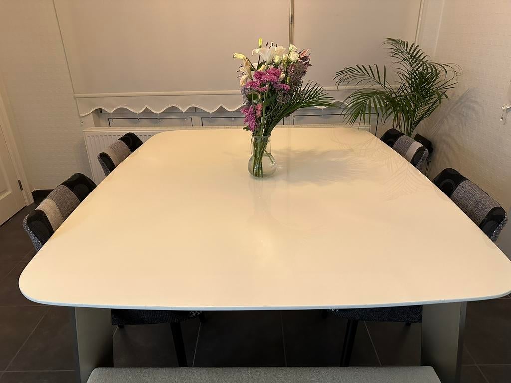 Eetkamertafel XOOON, Maison & Meubles, Tables | Tables à manger, Enlèvement, Modern
