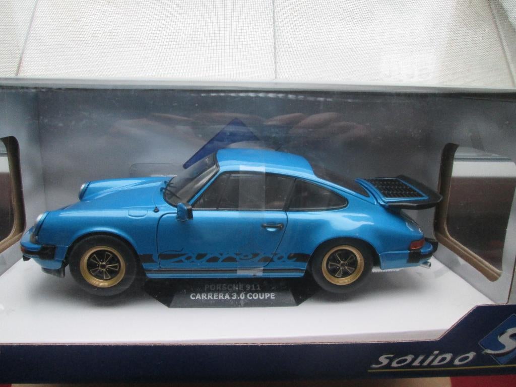 Solido Porsche 911 Carrera 3.0 Coupé Minerva blau 1:18, Hobby & Loisirs créatifs, Enlèvement ou Envoi, Comme neuf, Voiture, Solido