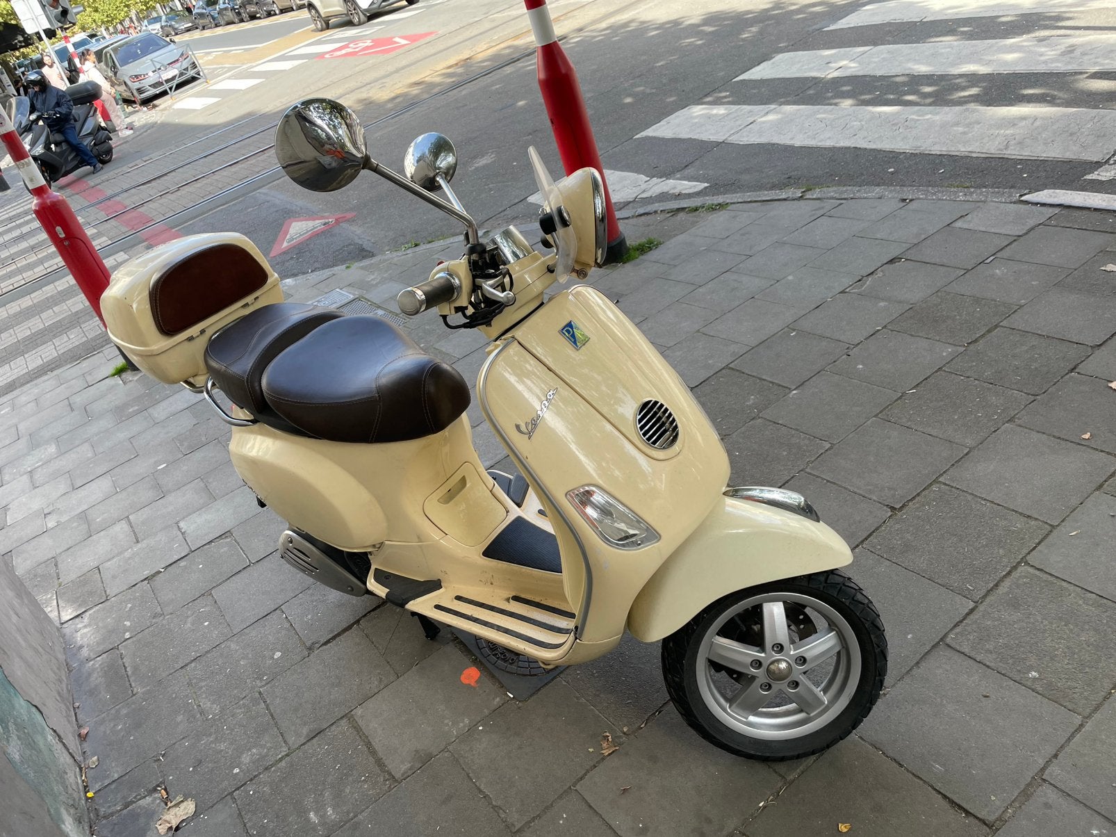VESPA 125 LXV, Fietsen en Brommers, Ophalen, Gebruikt, 125 cc, Vespa LXV