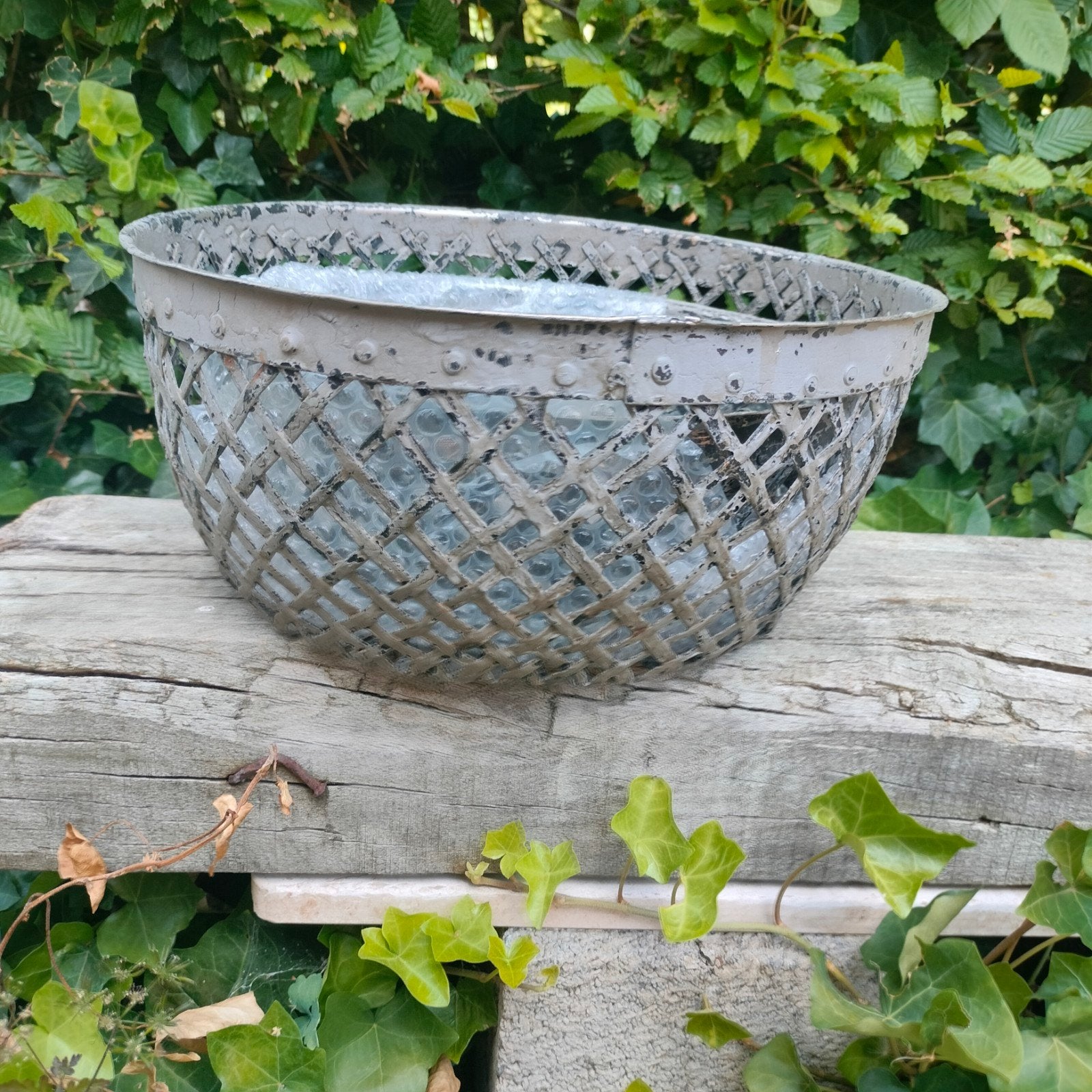 Metalen tuindecoratie. 3 bloembakken in 3 maten, Tuin en Terras, Ophalen, Minder dan 30 cm, Minder dan 60 cm, Rond