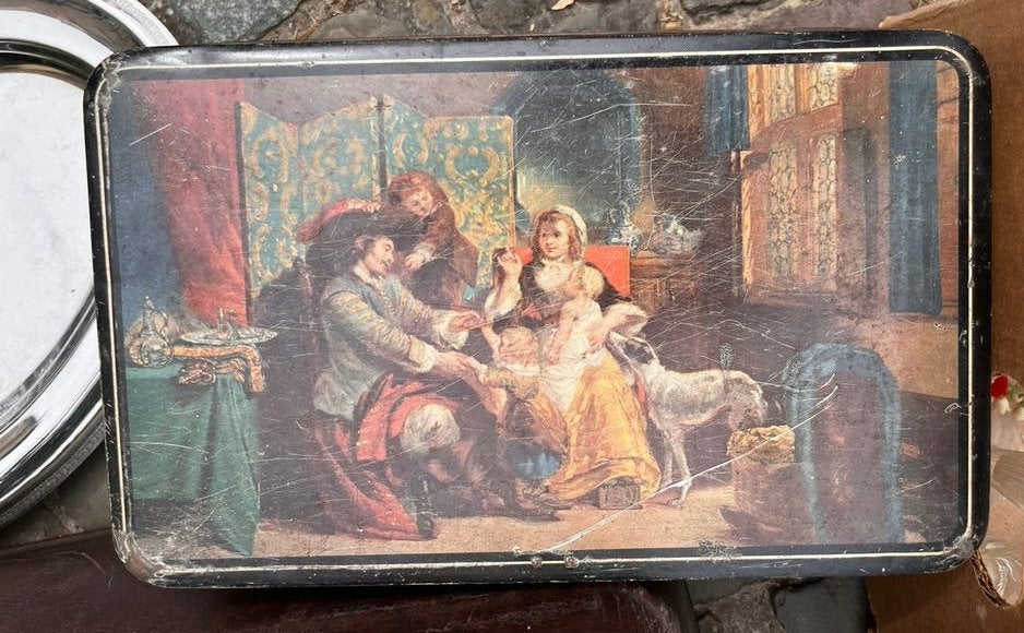 Oude koeken dozen, Ophalen