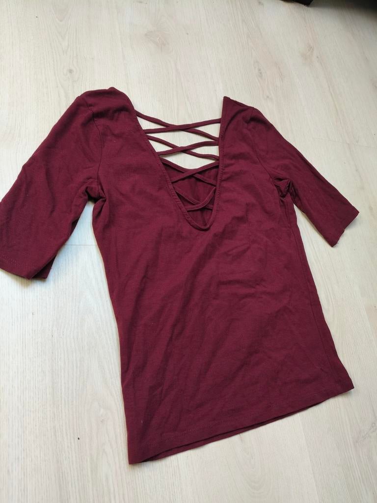 Wijnrode top (Medium), Bershka, Ophalen of Verzenden, Maat 38/40 (M)