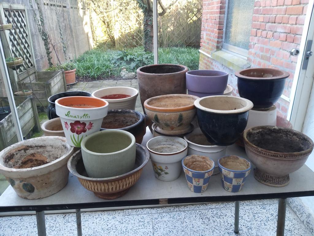 pots de fleurs décoratifs, Enlèvement