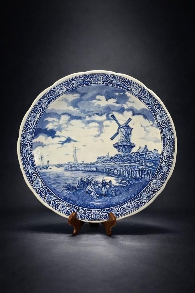 Grande assiette décorative en faïence de Delft, Antiquités & Art, Antiquités | Céramique & Poterie, Enlèvement ou Envoi