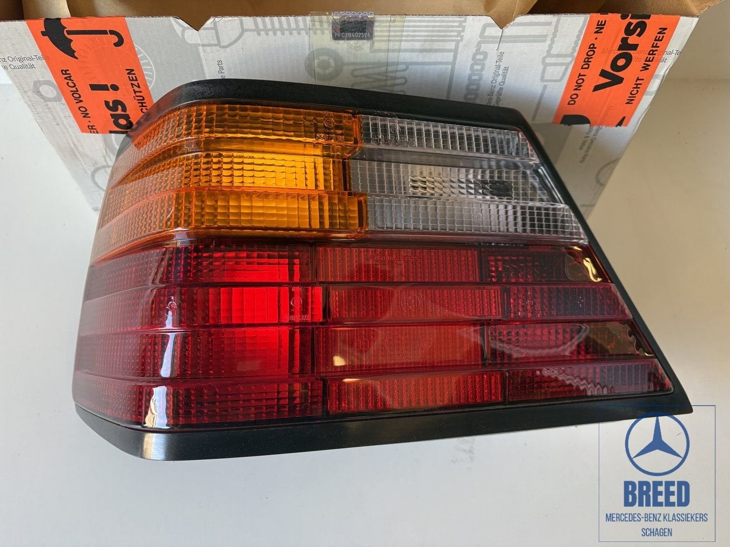NOS achterlicht links R&S voor Mercedes-Benz W124, Neuf, -, -, Enlèvement ou Envoi