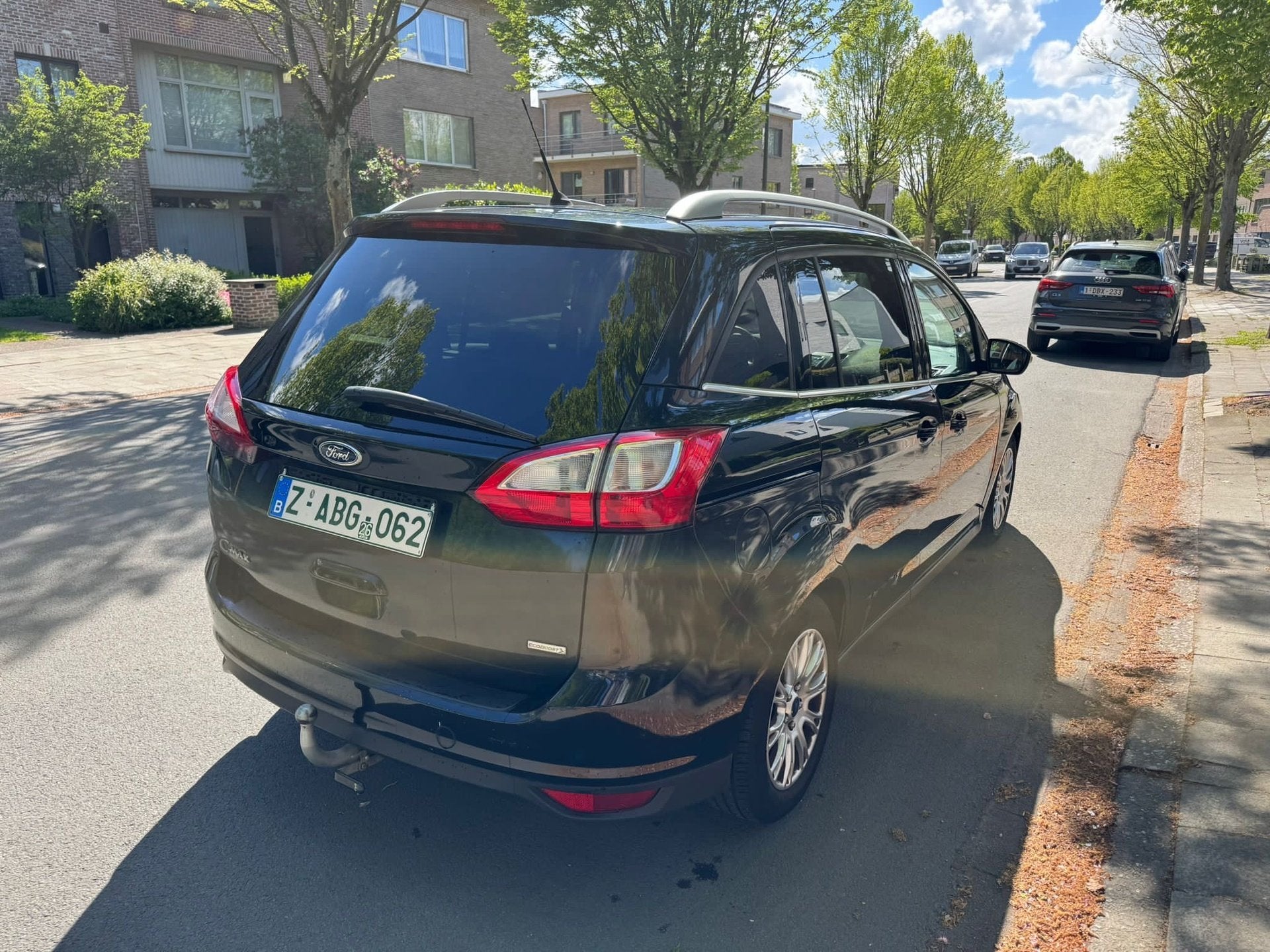 Nieuw voertuig, Autos, Euro 5, Achat, 1496 kg, Entreprise
