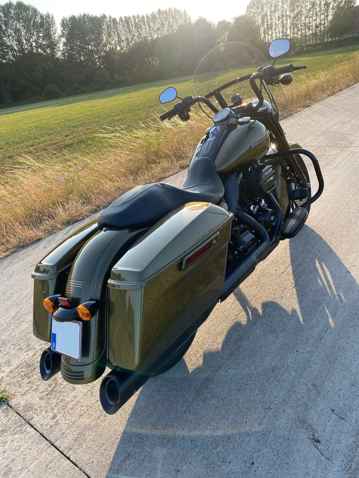 2018 HD Roadking Road King FLHRXS Special Olive Gold 5HD, Motos, Permis Moto A, Plus de 35 kW, Chopper, 2 cylindres