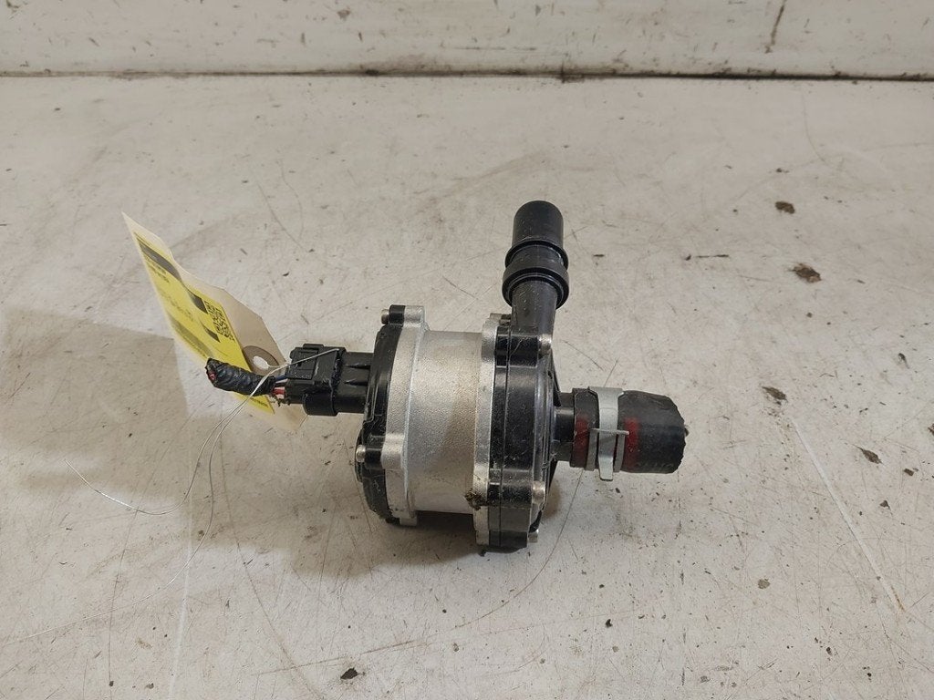 EXTRA EAU POMPE Kia Niro II (SG2) (01-2022/-) (|369002BKH1|), Kia, Info@kia.de, Utilisé, Theodor-Heuss-Allee 11
60486  Frankfurt am Main, DE