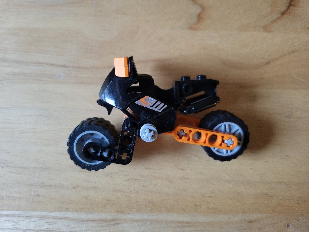Jouet LEGO moto orange et noire, Enlèvement, Lego