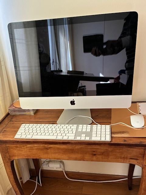 ordinateur de bureau IMAC 21.5", Computers en Software, Ophalen, Gebruikt, HDD, 2 tot 3 Ghz
