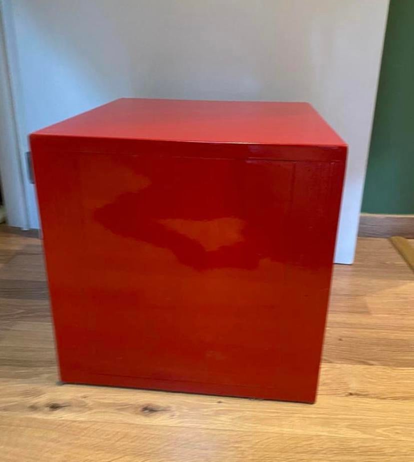 Rode bijzettafel /  salontafel 35 x 35 cm Gratis, Ophalen, Zo goed als nieuw