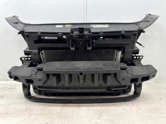 Frontpaneel van een Volkswagen Caddy, Gebruikt, -, Volkswagen, -
