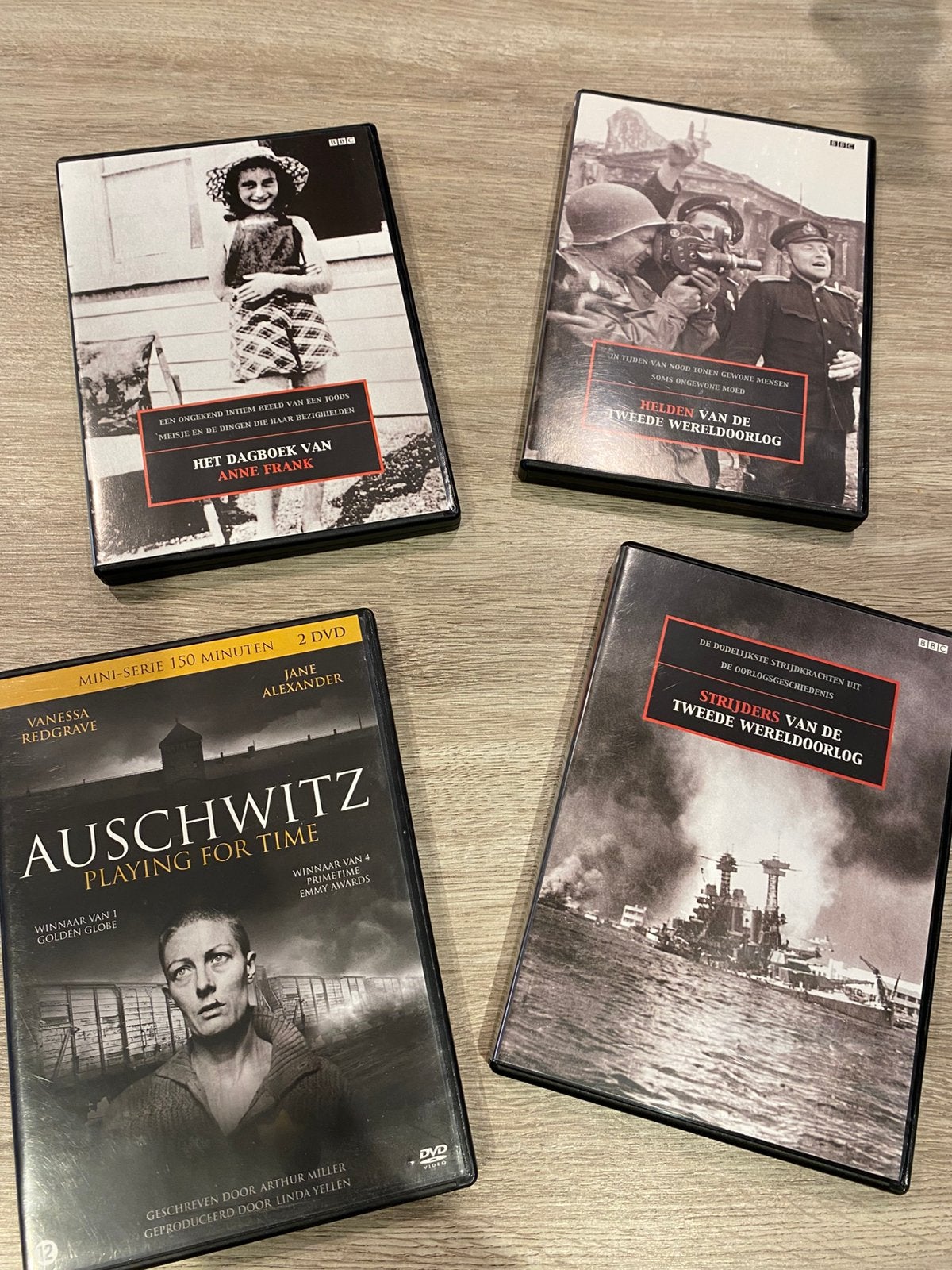 4 DVD Tweede Wereldoorlog, Cd's en Dvd's, Ophalen, Zo goed als nieuw
