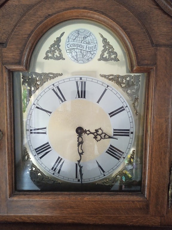 Horloge comtoise, a parquet, Ophalen