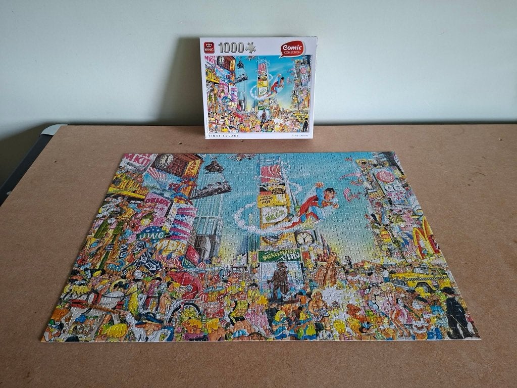 King : Puzzle comique « Times Square » (1000 pièces), Enlèvement ou Envoi, 500 à 1500 pièces, Utilisé, Puzzle