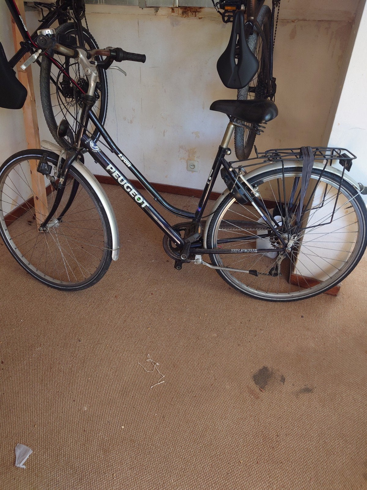 vélo Peugeot trekking Lyon, Enlèvement