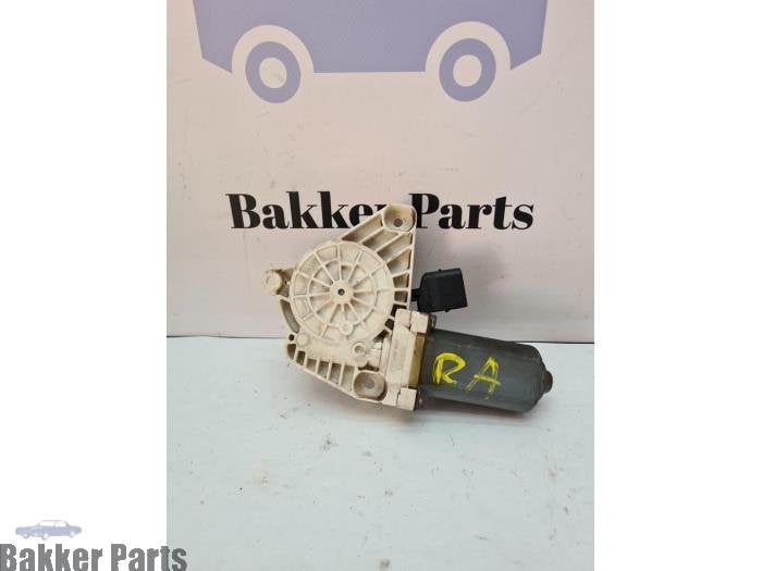 Moteur de vitre portière d'un Mercedes CLA, Autos : Pièces & Accessoires, -, 3 mois de garantie, Utilisé, -