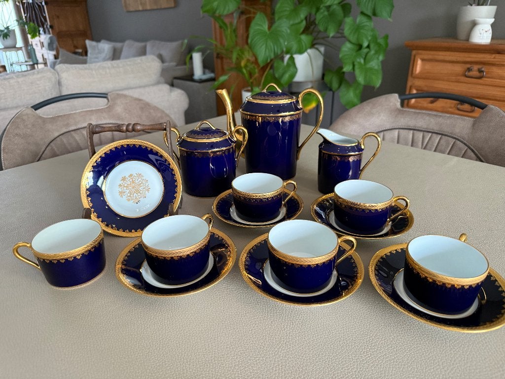 Limoges porcelaine Artistique F.M., Enlèvement