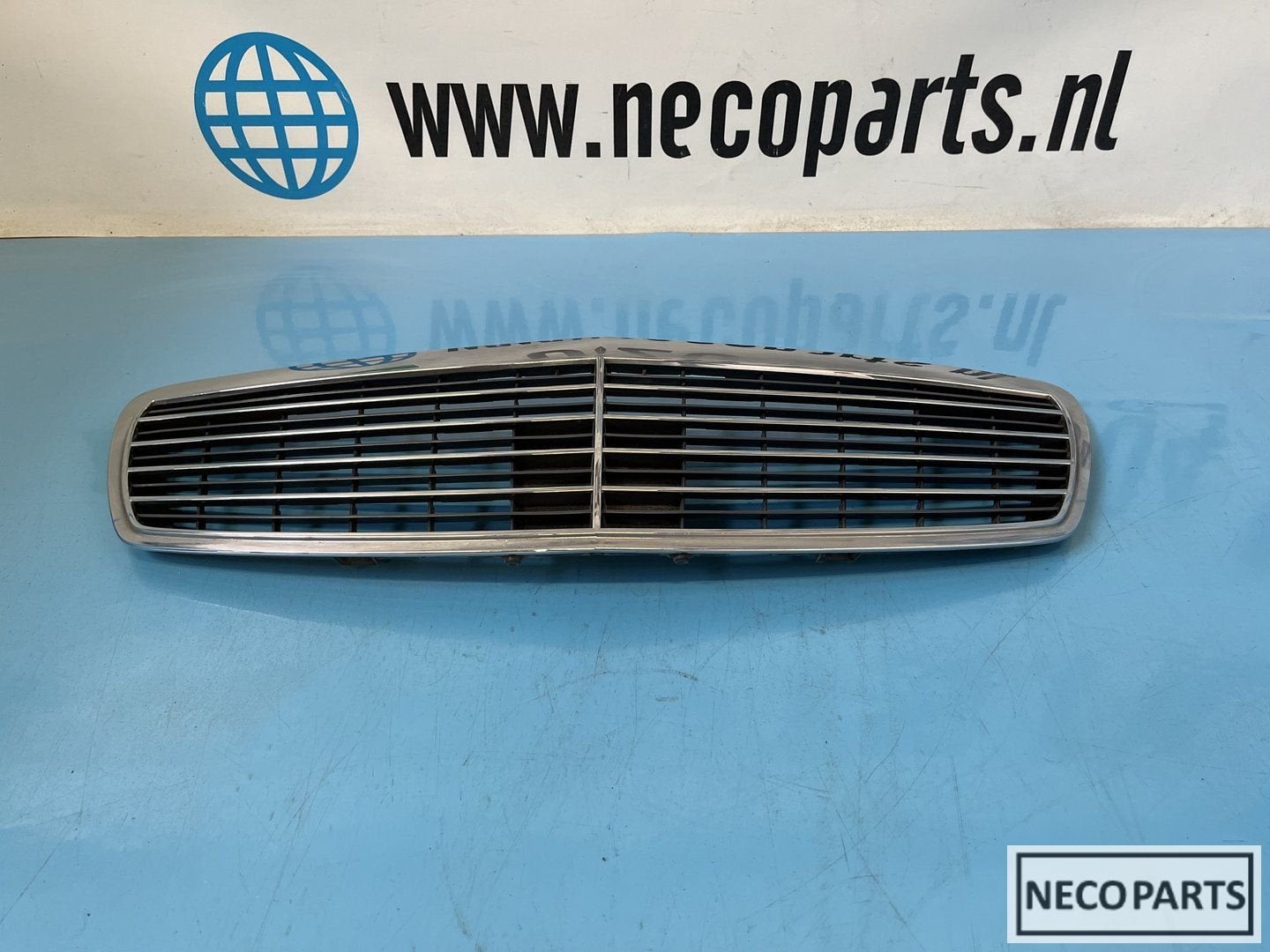 MERCEDES E KLASSE W211 A211 GRILL GRILLEN ORIGINEEL, Gebruikt, -, Ophalen of Verzenden, Achter