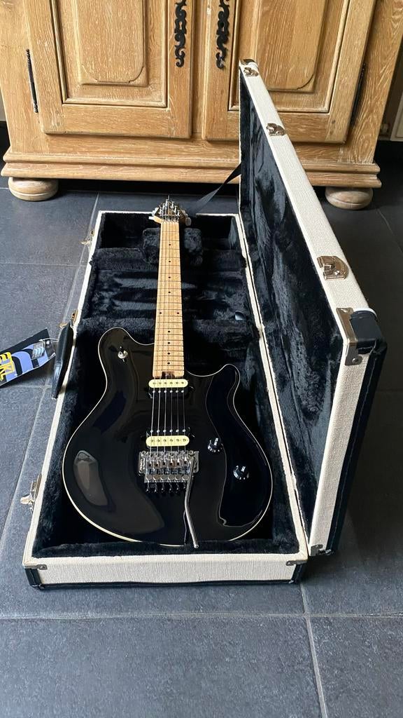 Peavey HP2 NOS Zwart – Eddie Van Halen – Topstaat, Muziek en Instrumenten, Snaarinstrumenten | Gitaren | Elektrisch, Zo goed als nieuw