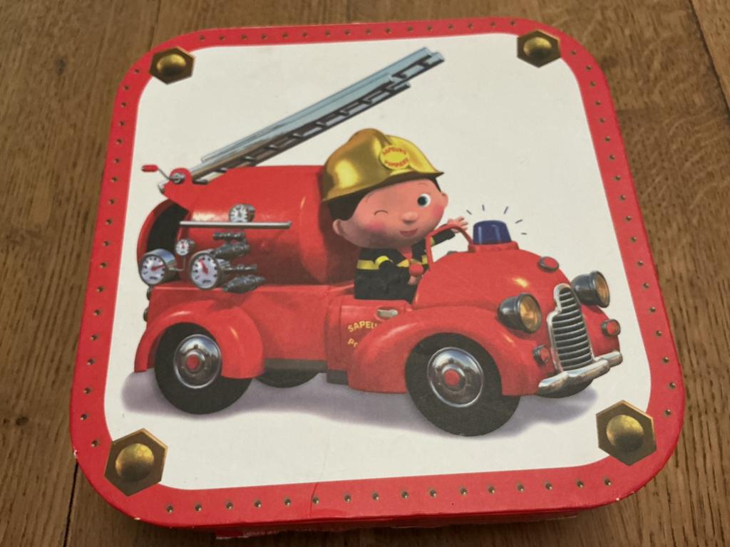 Puzzel koffer Janod BRANDWEER - verzenden mogelijk, Ophalen, 10 tot 50 stukjes, Gebruikt, 2 tot 4 jaar