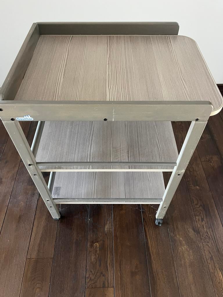 Table à langer, Enlèvement, Utilisé