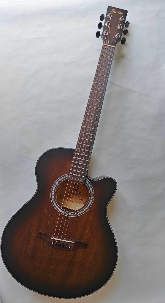 Fazley Electrisch-akoestische westerngitaar met toebehoren, Enlèvement, Comme neuf, Guitare Western ou Guitare Folk