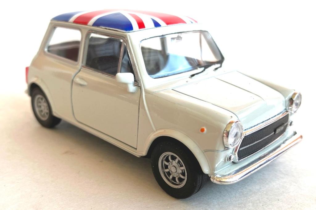 Mini Cooper wit met Union Jack dak NEX., Ophalen of Verzenden, Zo goed als nieuw, Auto