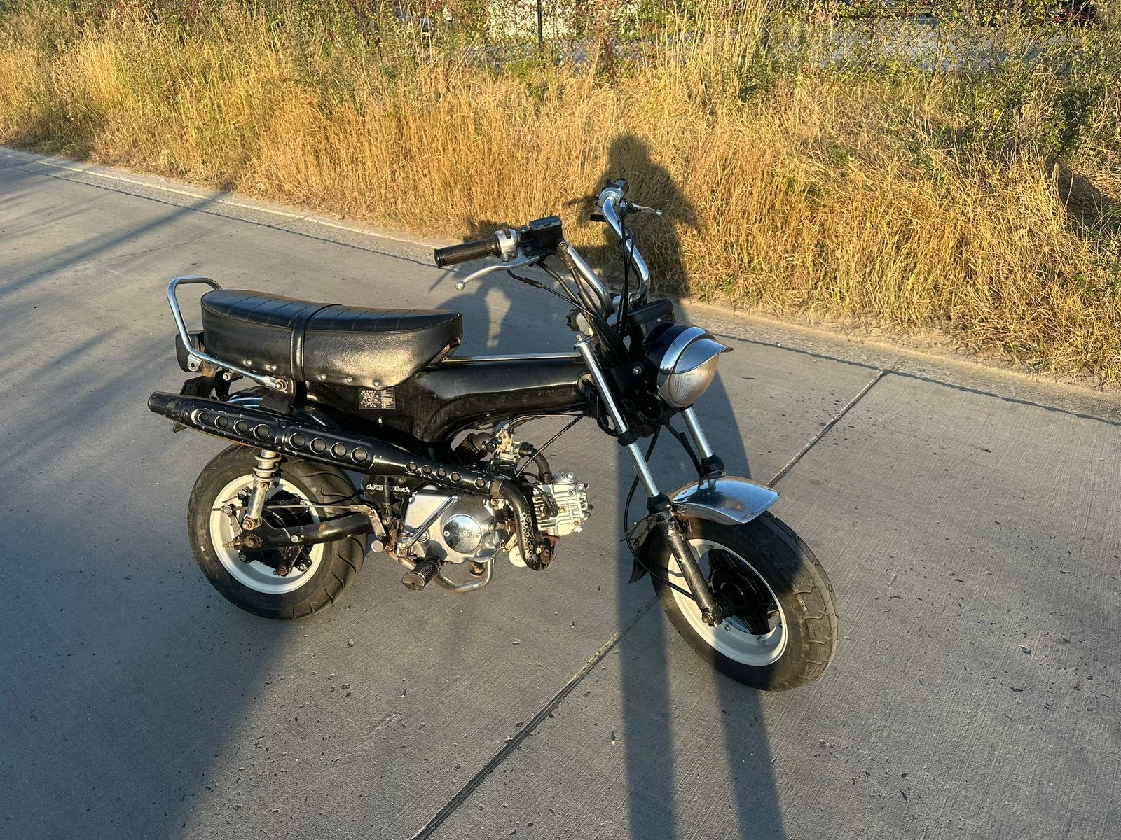 Dax 50 cc, Fietsen en Brommers, Ophalen, Zo goed als nieuw